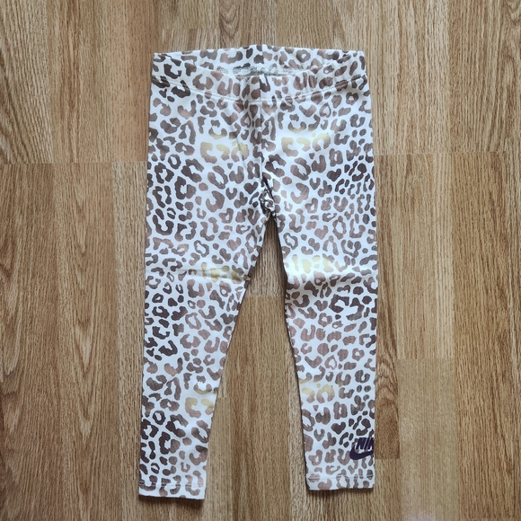 NWT Nike Girls 2-Piece Set - Picture 12 of 16